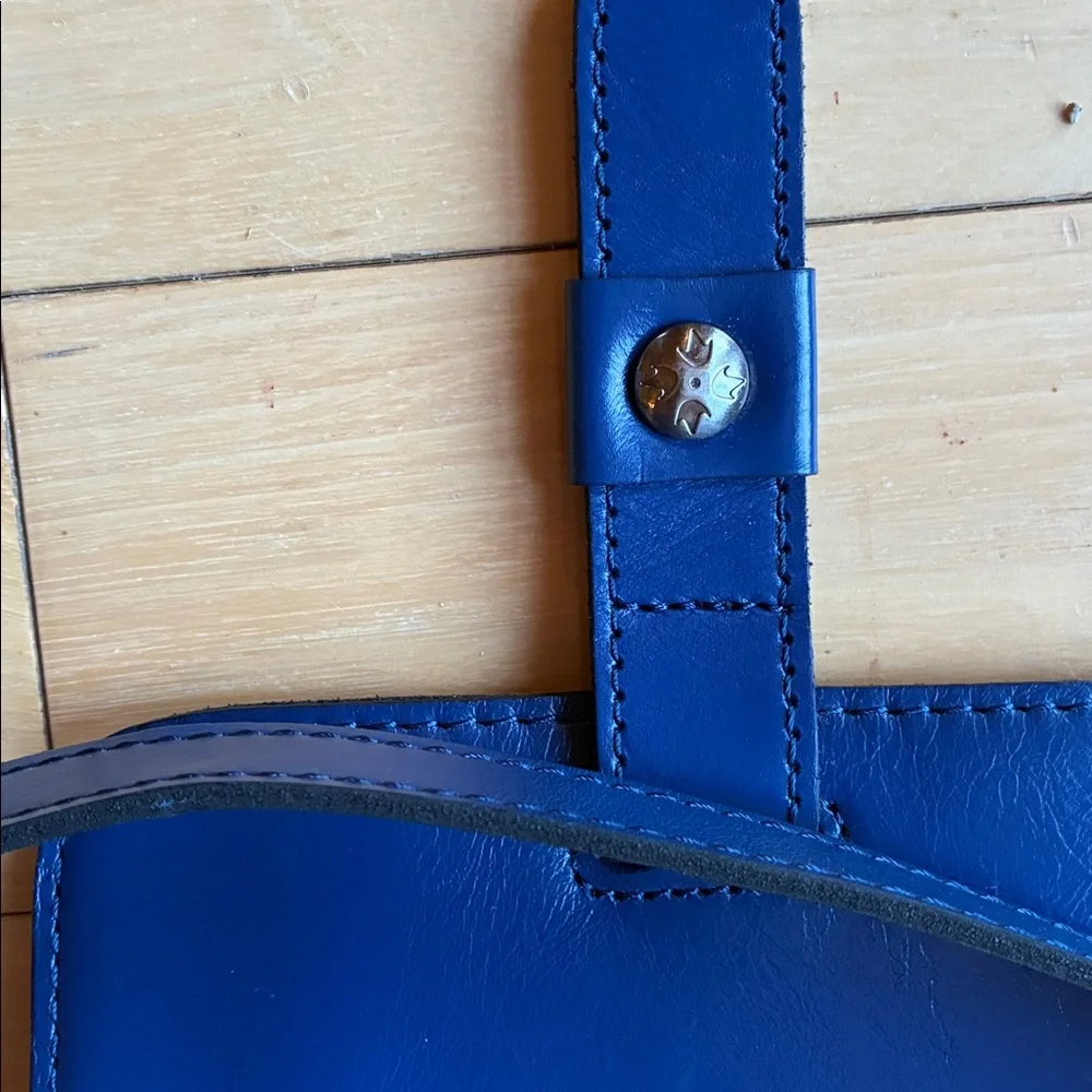 Patricia Nash lari in navy peony - Picture 9 of 16